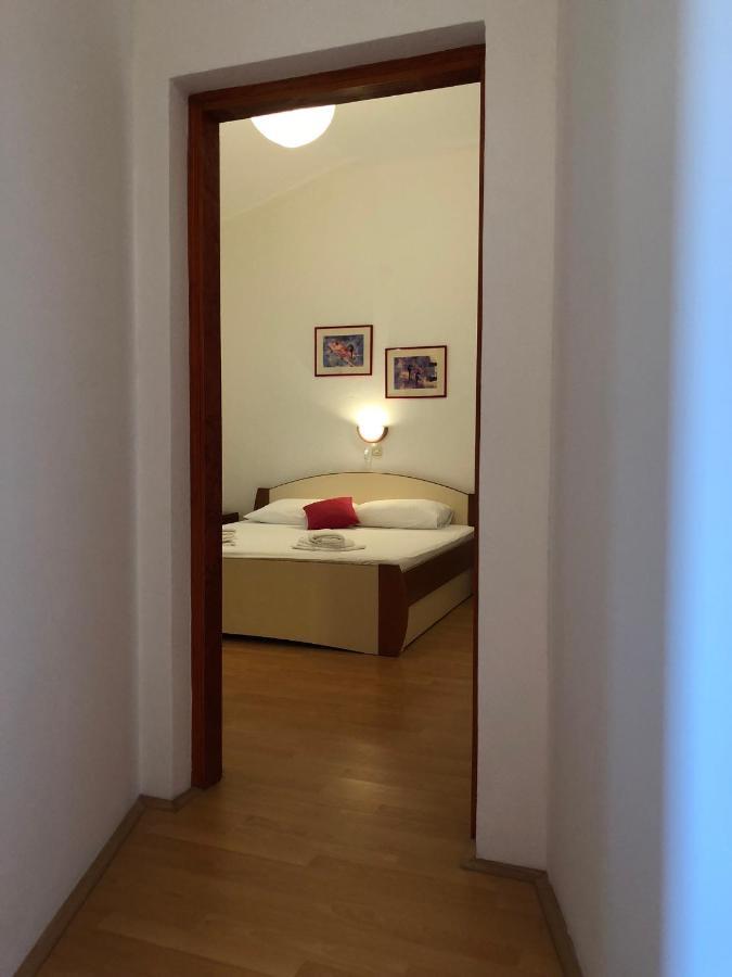 Apartmani Anamar Supetarska Draga Esterno foto